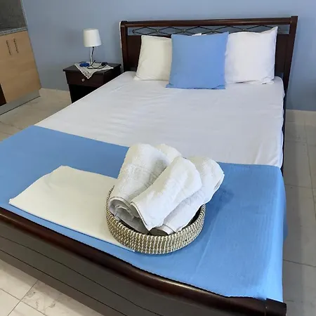 Aparthotel Prigkipessa *