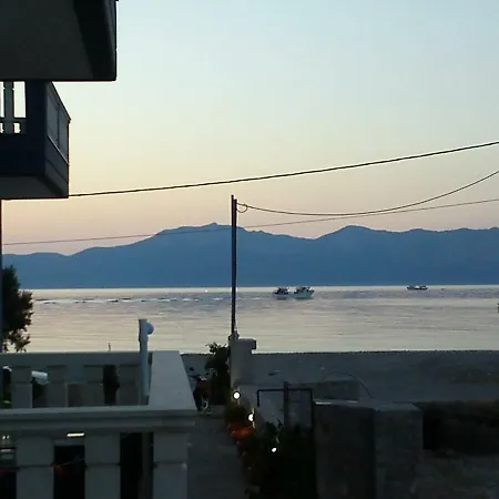 Prigkipessa Aparthotel Pefki (Evia)