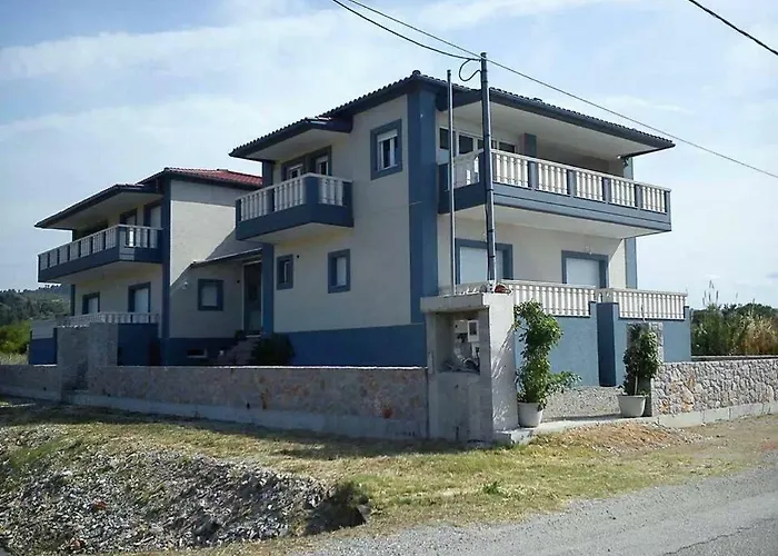 Prigkipessa Apart Otel Pefki (Evia)